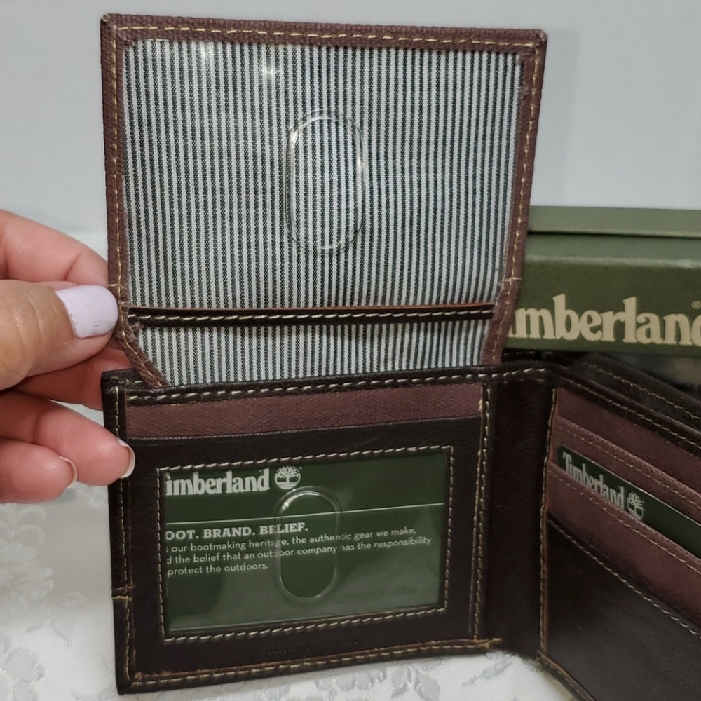 🎉Timberland Canvas & Leather Bifold Wallet - Picture 7 of 11